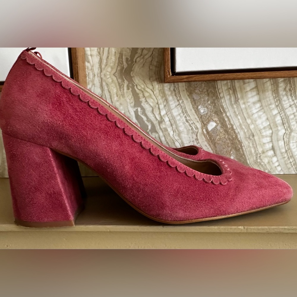 BODEN womens 6 (37) SUEDE Scallop Square Toe Court Heels Posey PINK - A1156